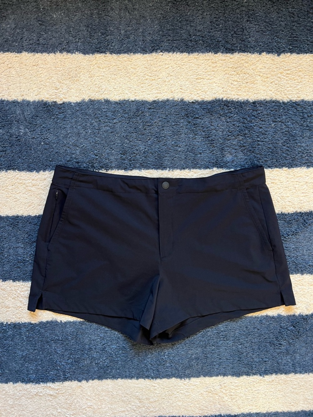 The North Face Women’s Shorts Size 16